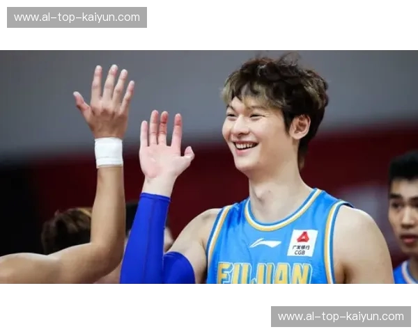 从“阿日你硬一点”到赛场宿命对决：杜锋与曾繁日的江湖恩情与硬核蜕变